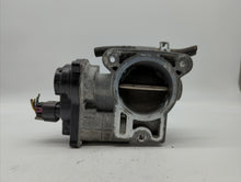 2003-2006 Gmc Yukon Xl 1500 Throttle Body P/N:RME75 1257080 Fits 2003 2004 2005 2006 2007 OEM Used Auto Parts