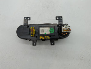 2017-2018 Kia Forte Climate Control Module Temperature AC/Heater Replacement P/N:97250-A7XXX 97250-B0AA0 Fits 2017 2018 OEM Used Auto Parts