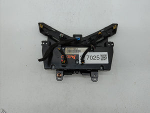 2011-2012 Chevrolet Cruze Climate Control Module Temperature AC/Heater Replacement P/N:96983927 95017054 Fits 2011 2012 OEM Used Auto Parts