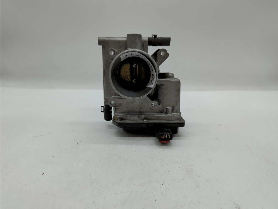 2006-2013 Mazda 3 Throttle Body P/N:L3R4 13 640 L3G2 13 640 A Fits 2006 2007 2008 2009 2010 2011 2012 2013 OEM Used Auto Parts