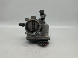 2013-2014 Hyundai Veloster Throttle Body P/N:35100-2B320 Fits 2013 2014 2015 2016 OEM Used Auto Parts