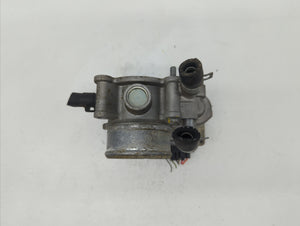 2013-2014 Hyundai Veloster Throttle Body P/N:35100-2B320 Fits 2013 2014 2015 2016 OEM Used Auto Parts