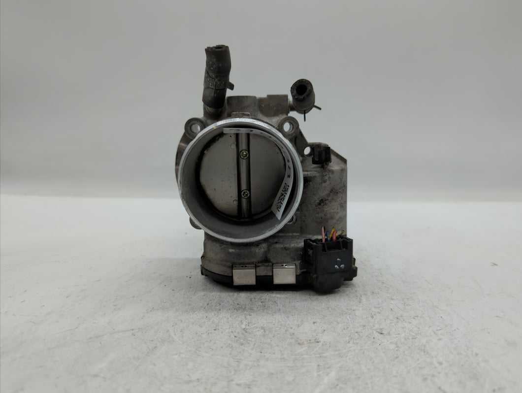 2011-2014 Hyundai Sonata Throttle Body P/N:35100-2G700 Fits 2011 2012 2013 2014 2015 2016 OEM Used Auto Parts