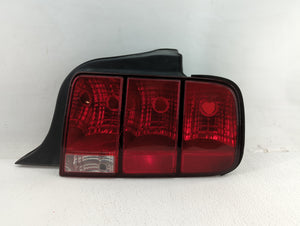 2005-2009 Ford Mustang Tail Light Assembly Passenger Right OEM P/N:8R33-13B504-AB 8R33-13B504-AA Fits 2005 2006 2007 2008 2009 OEM Used Auto Parts