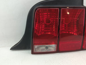 2005-2009 Ford Mustang Tail Light Assembly Passenger Right OEM P/N:8R33-13B504-AB 8R33-13B504-AA Fits 2005 2006 2007 2008 2009 OEM Used Auto Parts