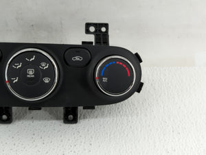 2017-2018 Kia Forte Climate Control Module Temperature AC/Heater Replacement P/N:97250-A7XXX 97250-B0AA0 Fits 2017 2018 OEM Used Auto Parts