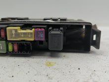 2007-2012 Nissan Versa Fusebox Fuse Box Panel Relay Module P/N:7254-2556 Fits 2007 2008 2009 2010 2011 2012 OEM Used Auto Parts