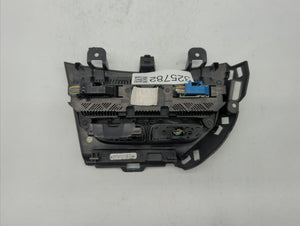 2012 Ford Focus Climate Control Module Temperature AC/Heater Replacement P/N:BM51-18522-AC BM51-18522-BC Fits OEM Used Auto Parts