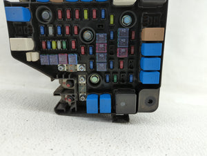 2010-2012 Hyundai Santa Fe Fusebox Fuse Box Panel Relay Module P/N:91115-2B050 91950-2B710 Fits 2010 2011 2012 OEM Used Auto Parts