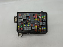 2013-2015 Chevrolet Equinox Fusebox Fuse Box Panel Relay Module P/N:22929762 22920763 Fits 2013 2014 2015 OEM Used Auto Parts