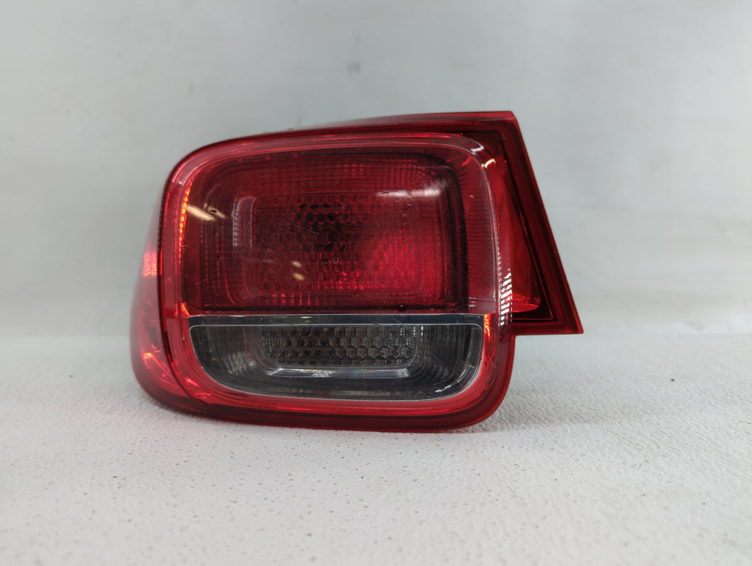 2009-2010 Toyota Corolla Tail Light Assembly Driver Left OEM P/N:25919026 Fits 2009 2010 OEM Used Auto Parts