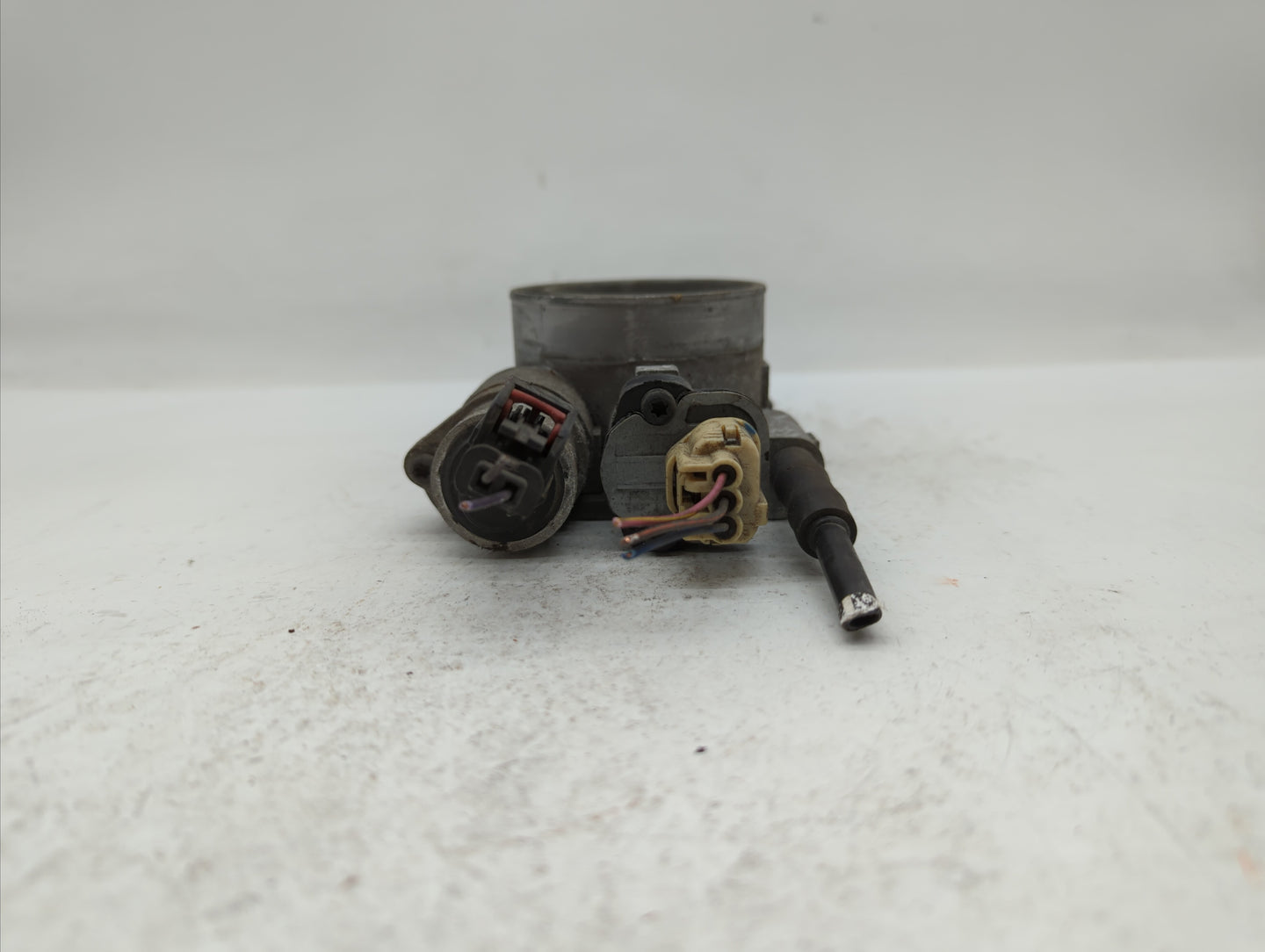 2004-2007 Dodge Dakota Throttle Body P/N:53032119AF Fits 2004 2005 2006 2007 OEM Used Auto Parts - Oemusedautoparts1.com