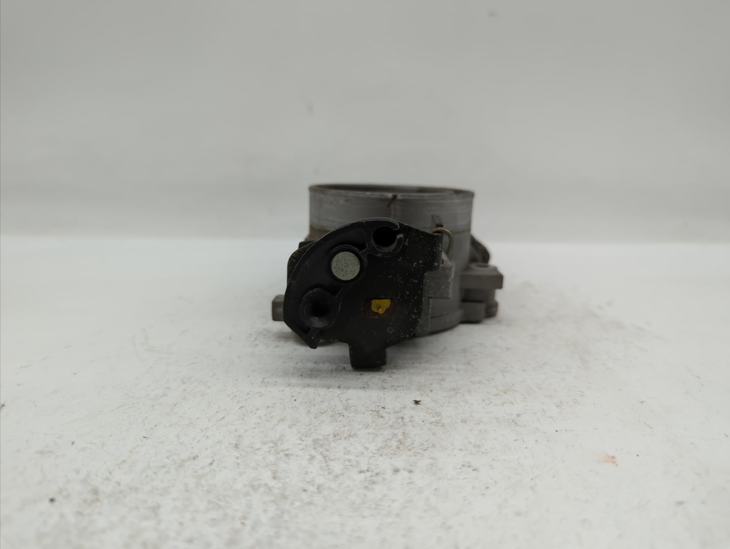 2004-2007 Dodge Dakota Throttle Body P/N:53032119AF Fits 2004 2005 2006 2007 OEM Used Auto Parts - Oemusedautoparts1.com