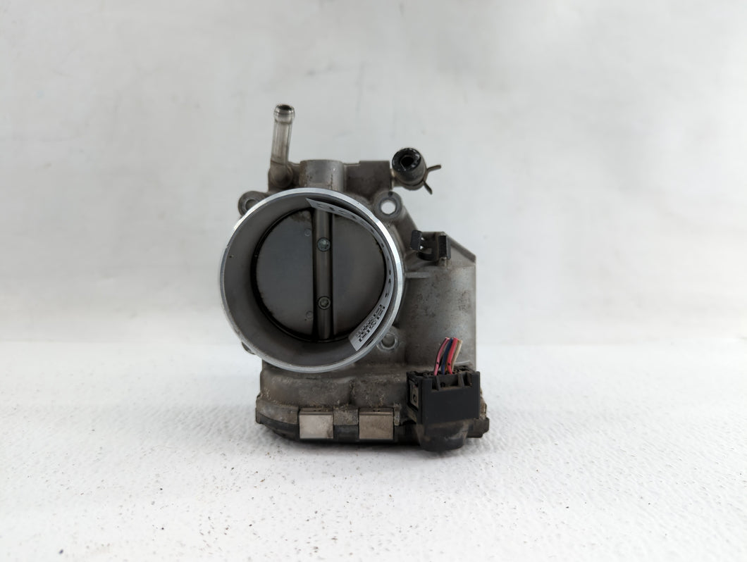 2011-2014 Hyundai Sonata Throttle Body P/N:35100-2G700 Fits 2011 2012 2013 2014 2015 2016 OEM Used Auto Parts