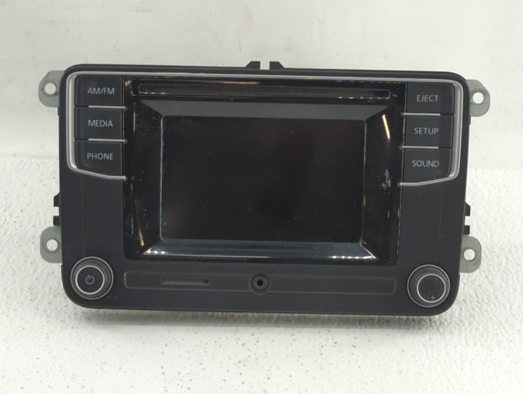 2016-2017 Volkswagen Jetta Radio AM FM Cd Player Receiver Replacement P/N:561 035 150 A 5C0 035 200 Fits 2016 2017 OEM Used Auto Parts