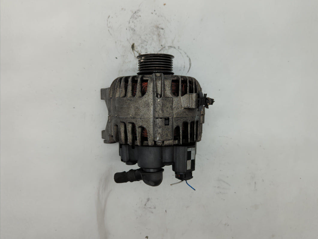 2013-2014 Hyundai Genesis Alternator Replacement Generator Charging Assembly Engine OEM P/N:37301-2C120 Fits 2013 2014 OEM Used Auto Parts