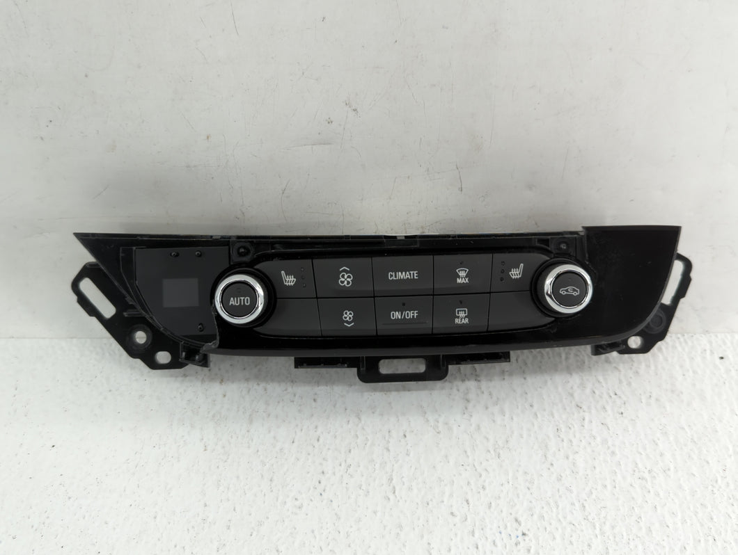 2018 Buick Enclave Climate Control Module Temperature AC/Heater Replacement P/N:84320470 Fits OEM Used Auto Parts