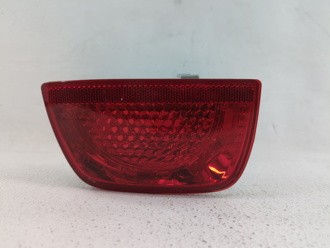 2012 Chevrolet Camaro Tail Light Assembly Passenger Right OEM P/N:92195243 92199773 Fits 2010 2011 OEM Used Auto Parts