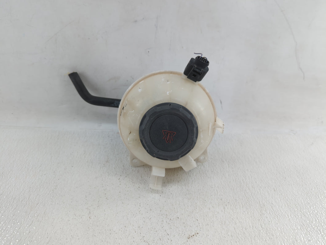 2005 Volkswagen Jetta Radiator Coolant Overflow Expansion Tank Bottle