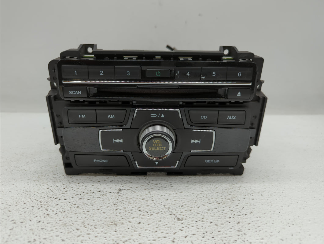 2013-2015 Honda Civic Radio AM FM Cd Player Receiver Replacement P/N:39100-TR3-A314-M1 39100-TS8-L314-M1 Fits 2013 2014 2015 OEM Used Auto Parts