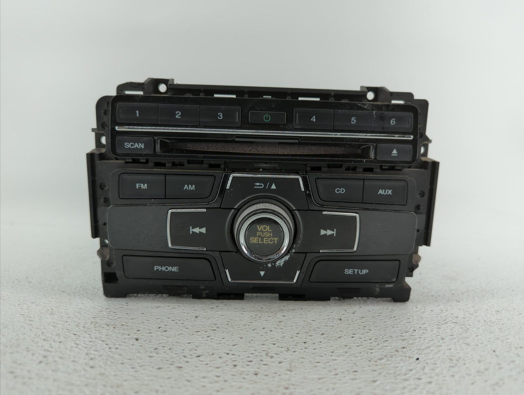 2013-2015 Honda Civic Radio AM FM Cd Player Receiver Replacement P/N:39100-TR3-A314-M1 39100-TS8-L314-M1 Fits 2013 2014 2015 OEM Used Auto Parts