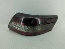 2010-2011 Toyota Camry Tail Light Assembly Passenger Right OEM P/N:06-144 06-146 Fits 2010 2011 OEM Used Auto Parts