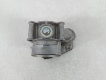 2013-2019 Ford Fusion Throttle Body P/N:DS7E-9F991-AK DS7E-9F991-AD Fits 2013 2014 2015 2016 2017 2018 2019 2020 OEM Used Auto Parts