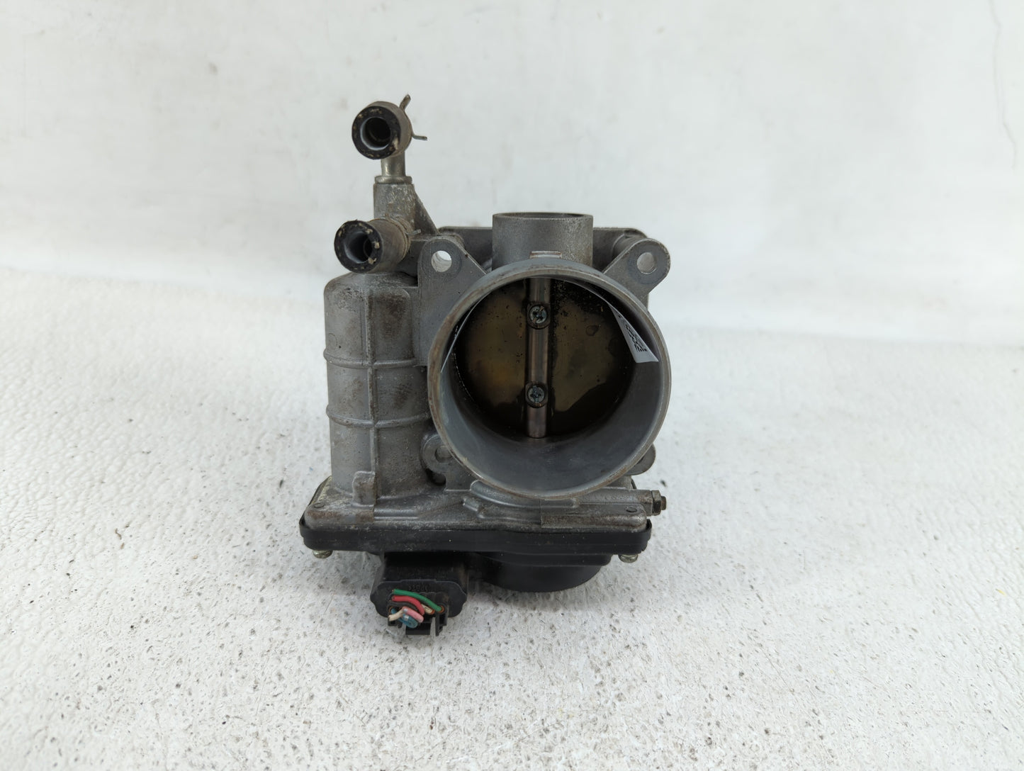 2007-2013 Nissan Altima Throttle Body P/N:526-01 RME60-15 Fits 2007 2008 2009 2010 2011 2012 2013 OEM Used Auto Parts - Oemusedautoparts1.com