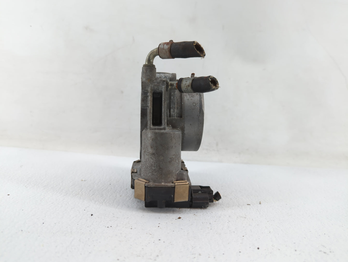 2016-2019 Nissan Maxima Throttle Body P/N:RME76-50 RME75-50 Fits 2016 2017 2018 2019 OEM Used Auto Parts - Oemusedautoparts1.com