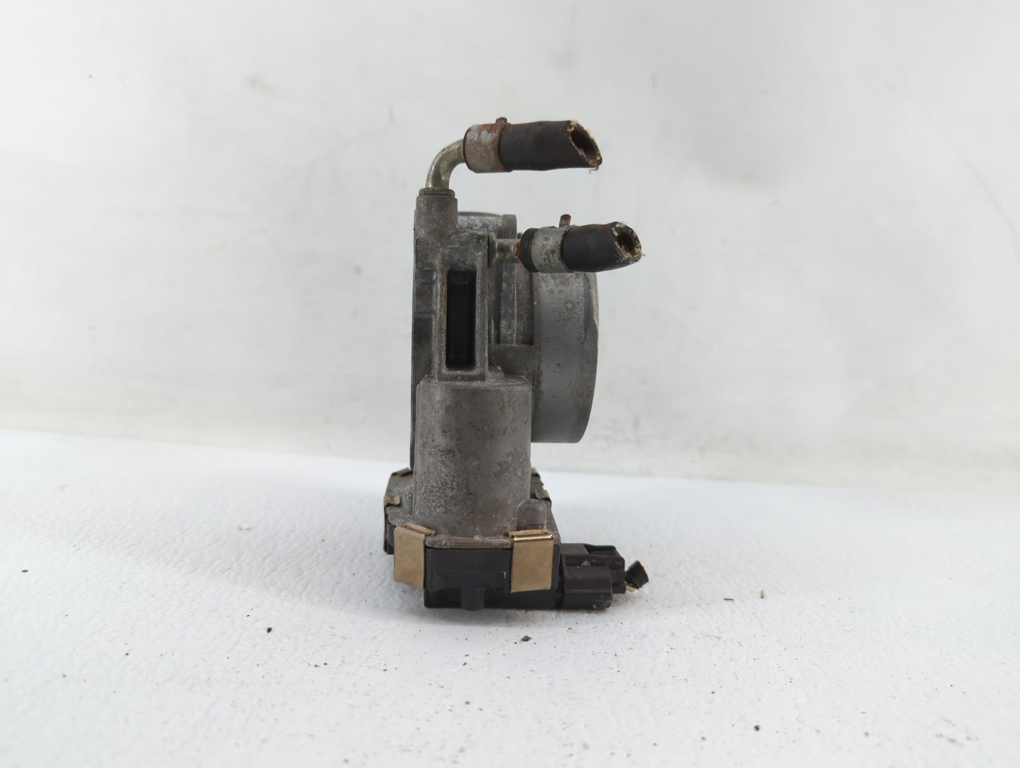 2016-2019 Nissan Maxima Throttle Body P/N:RME76-50 RME75-50 Fits 2016 2017 2018 2019 OEM Used Auto Parts - Oemusedautoparts1.com