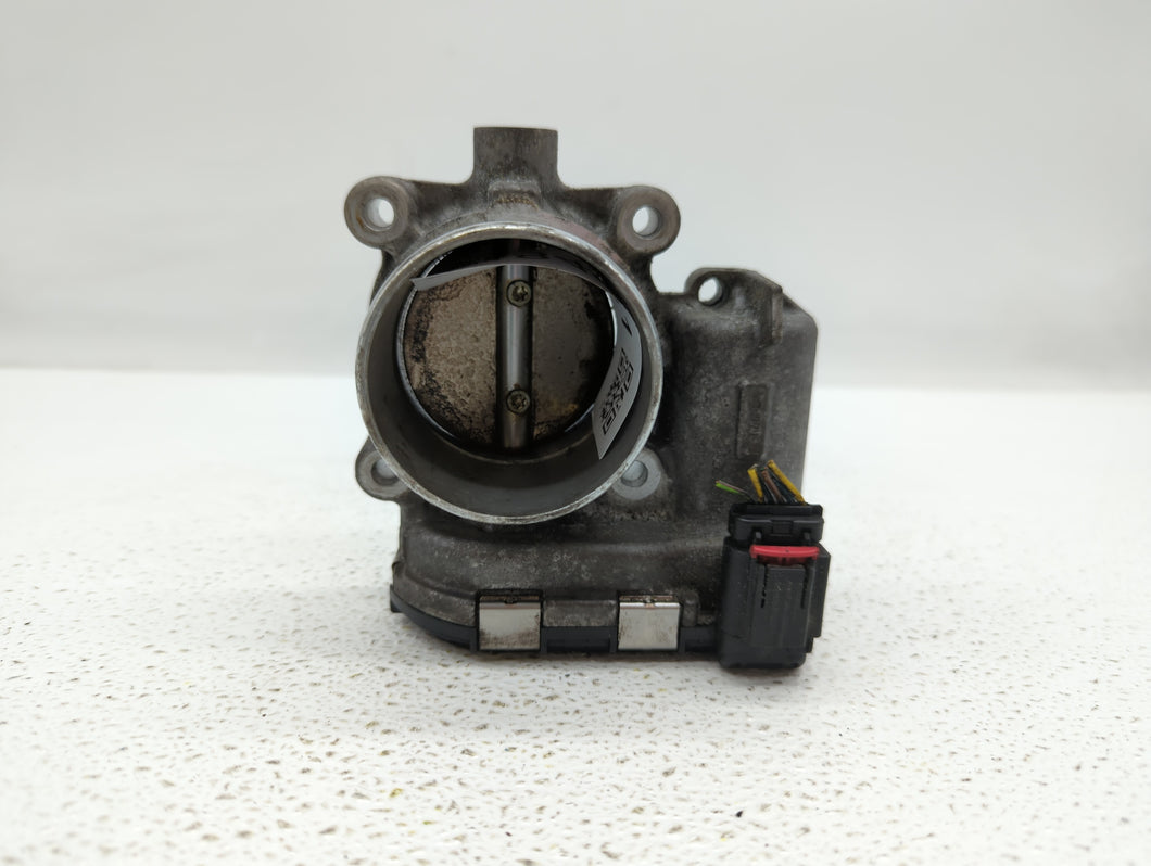 2012-2013 Ford Focus Throttle Body P/N:DS7E-9F991-BB CM5E-9F991-AD Fits 2012 2013 2014 2015 2016 2017 OEM Used Auto Parts