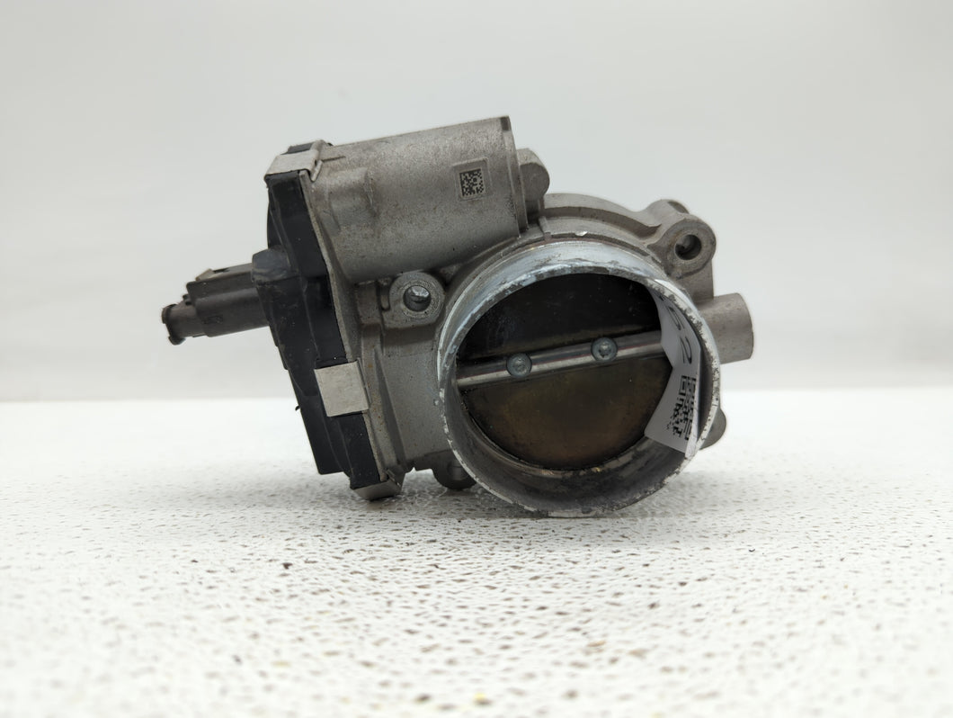 2017 Cadillac Xt5 Throttle Body P/N:12671014 Fits 2014 2016 2018 2019 OEM Used Auto Parts