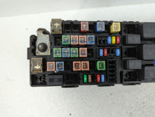 2005-2007 Mercury Montego Fusebox Fuse Box Panel Relay Module P/N:7154-3176 YF1T-14A003-A Fits 2005 2006 2007 OEM Used Auto Parts