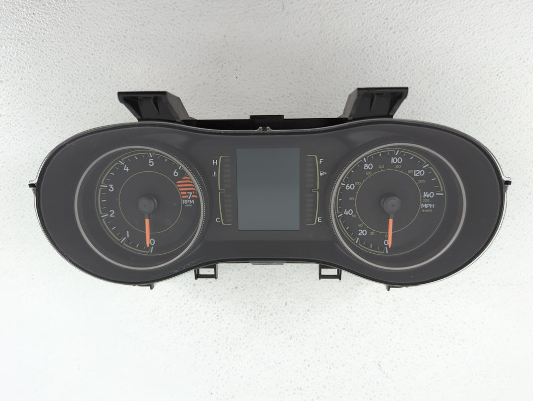 2016 Jeep Cherokee Instrument Cluster Speedometer Gauges P/N:P68274069AC P68274070AC Fits OEM Used Auto Parts