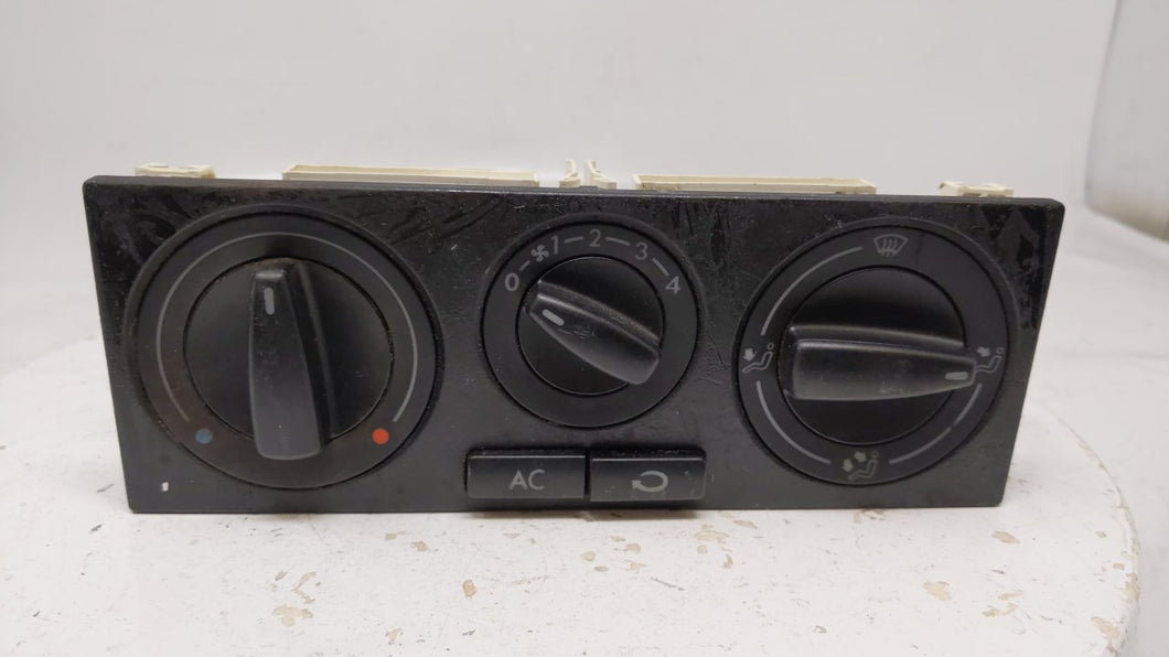 2001 Volkswagen Jetta Climate Control Module Temperature AC/Heater Replacement Fits OEM Used Auto Parts - Oemusedautoparts1.com