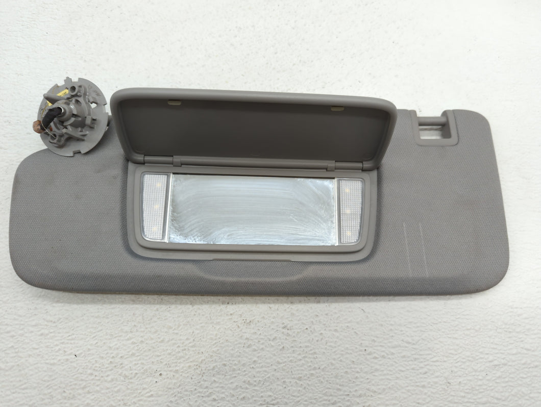 2018-2019 Chevrolet Equinox Sun Visor Shade Replacement Driver Left Mirror Fits 2018 2019 OEM Used Auto Parts