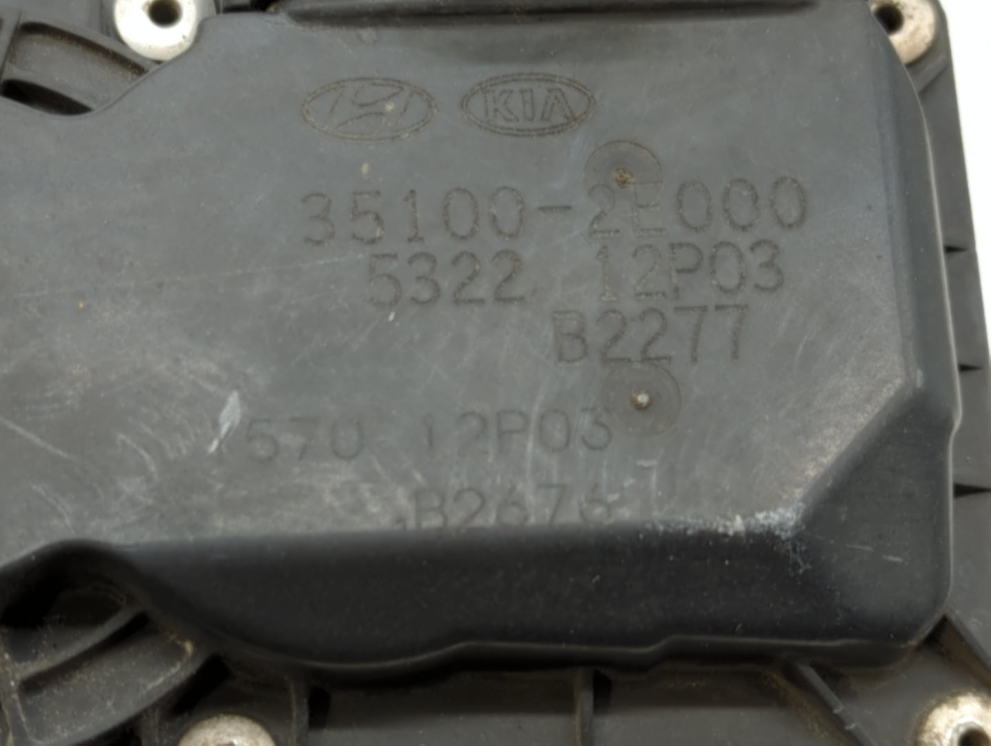 2011-2018 Hyundai Elantra Throttle Body P/N:35100-2E000 1302150124 Fits 2011 2012 2013 2014 2015 2016 2017 2018 2019 OEM Used Auto Parts - Oemusedautoparts1.com