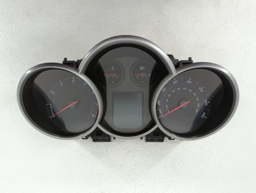 2012 Chevrolet Cruze Instrument Cluster Speedometer Gauges P/N:95940656 95487986 Fits OEM Used Auto Parts