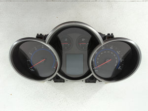 2015-2016 Chevrolet Cruze Instrument Cluster Speedometer Gauges P/N:811511914 94560794 Fits 2015 2016 OEM Used Auto Parts