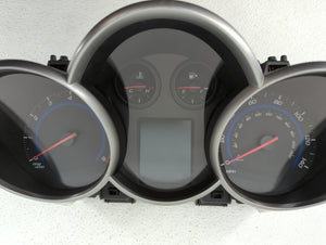 2015-2016 Chevrolet Cruze Instrument Cluster Speedometer Gauges P/N:811511914 94560794 Fits 2015 2016 OEM Used Auto Parts