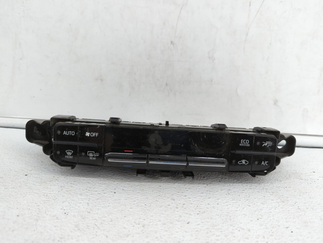 2016-2018 Toyota Prius Climate Control Module Temperature AC/Heater Replacement P/N:75H679 55900-47191 Fits 2016 2017 2018 OEM Used Auto Parts