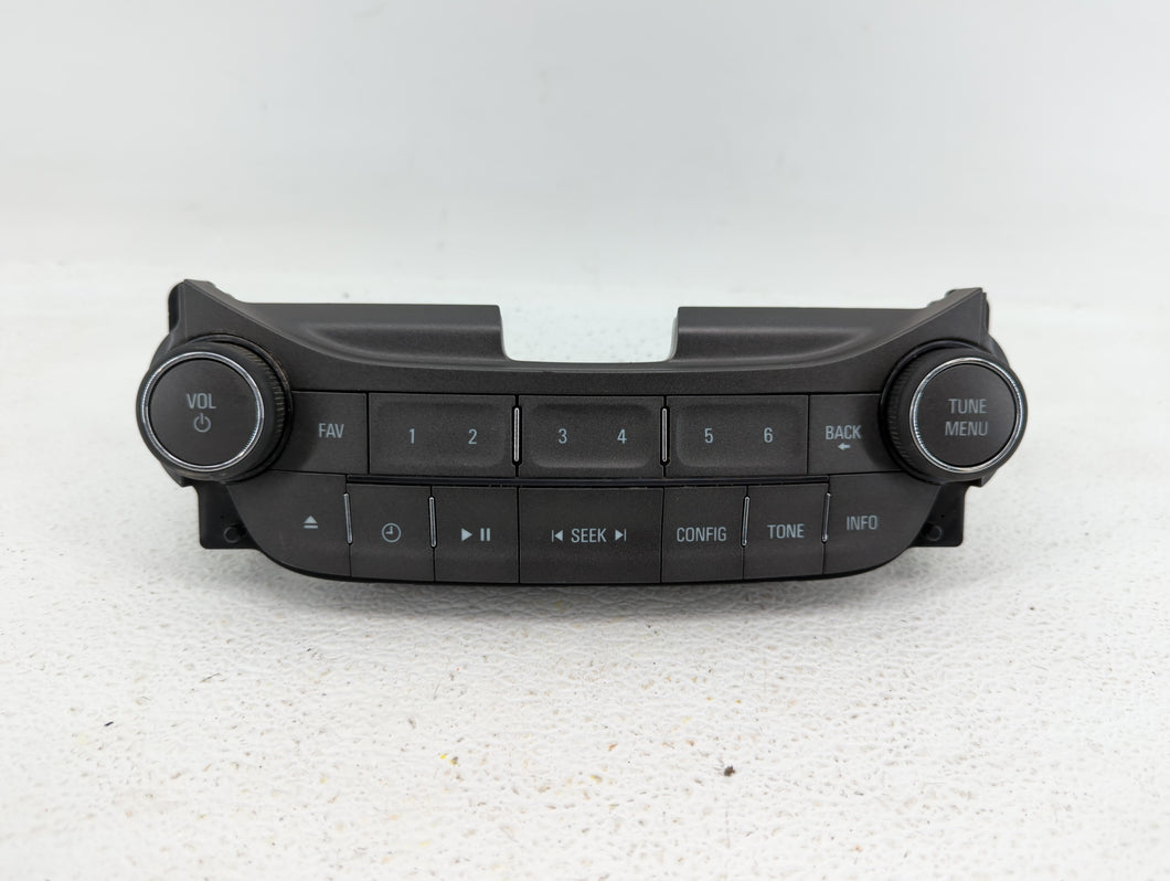 2013 Chevrolet Malibu Radio AM FM Cd Player Receiver Replacement P/N:22881001 Fits OEM Used Auto Parts