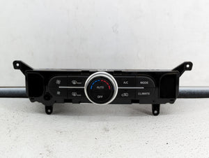 2017-2019 Kia Soul Climate Control Module Temperature AC/Heater Replacement P/N:97250-B2DQ1CA 97250-B2GQ1CA Fits 2017 2018 2019 OEM Used Auto Parts