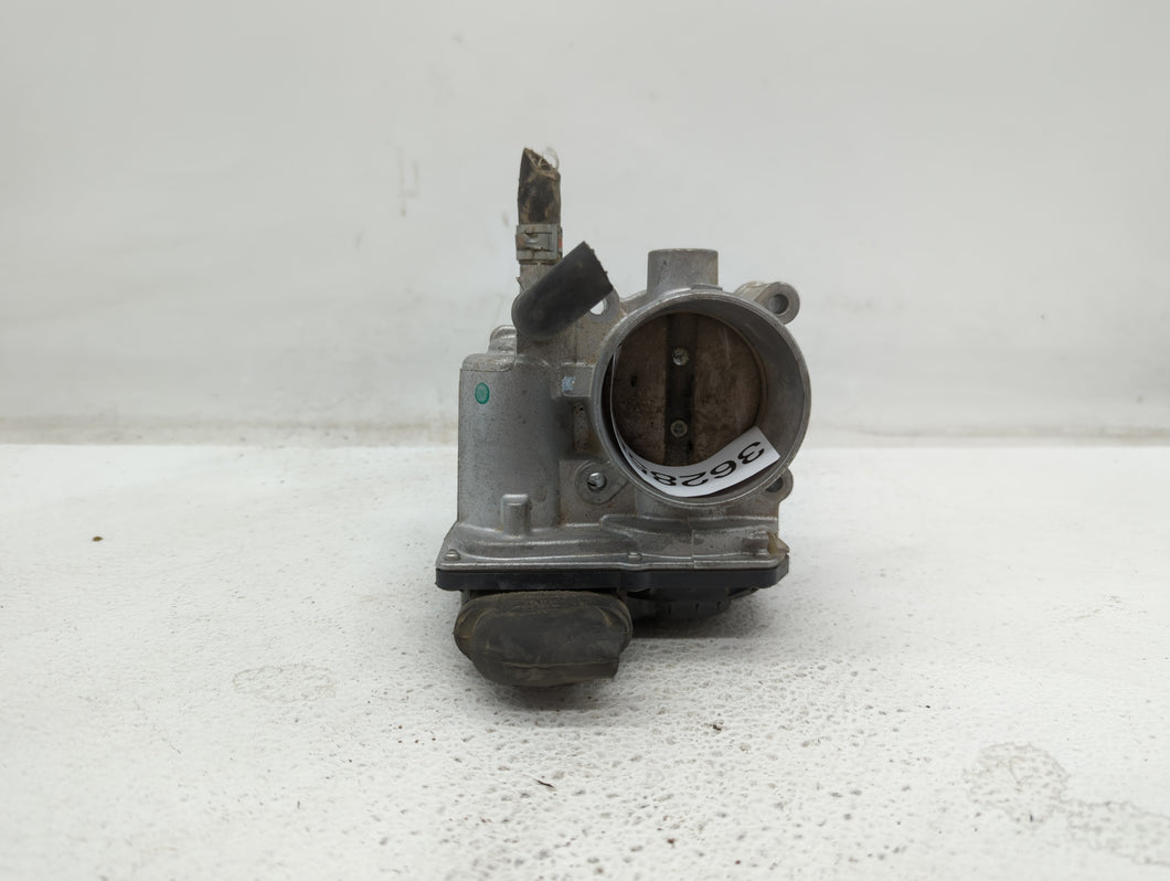 2010-2018 Toyota Prius Throttle Body P/N:22030-37060 Fits 2010 2011 2012 2013 2014 2015 2016 2017 2018 OEM Used Auto Parts