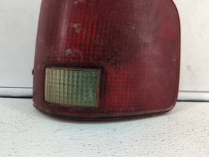 1994-2003 Chevrolet S10 Tail Light Assembly Passenger Right OEM P/N:16516094 Fits OEM Used Auto Parts