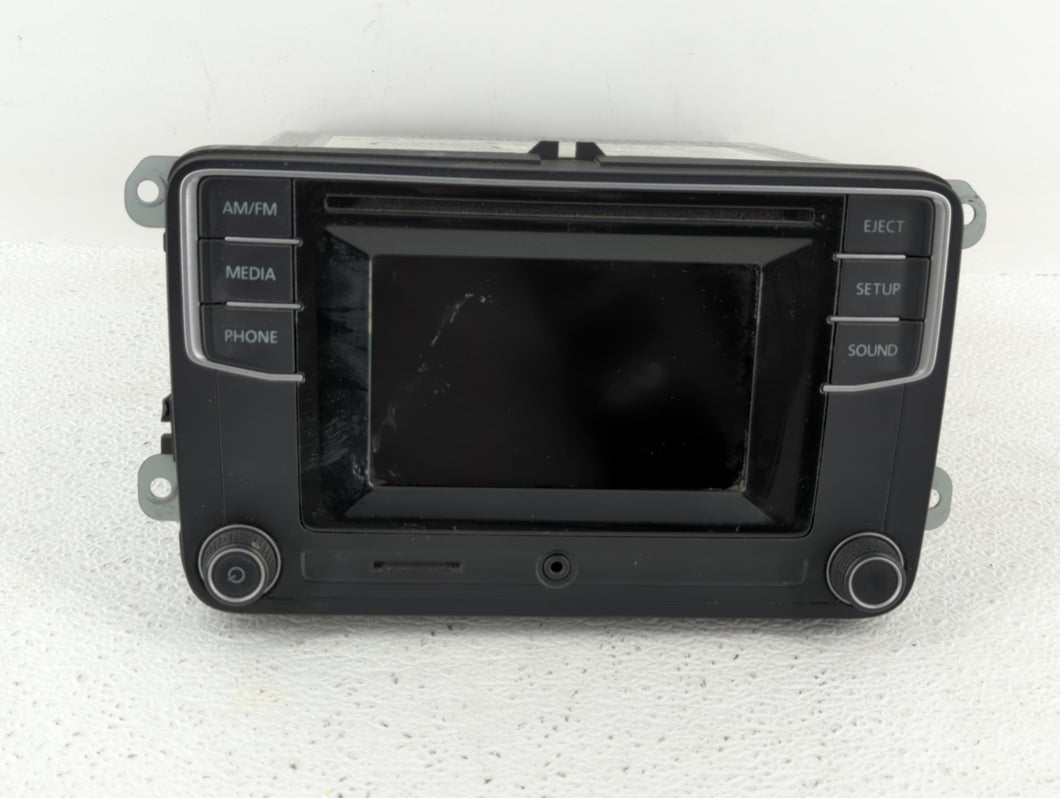 2016-2017 Volkswagen Jetta Radio AM FM Cd Player Receiver Replacement P/N:561 035 150 A 5C0 035 200 Fits 2016 2017 OEM Used Auto Parts