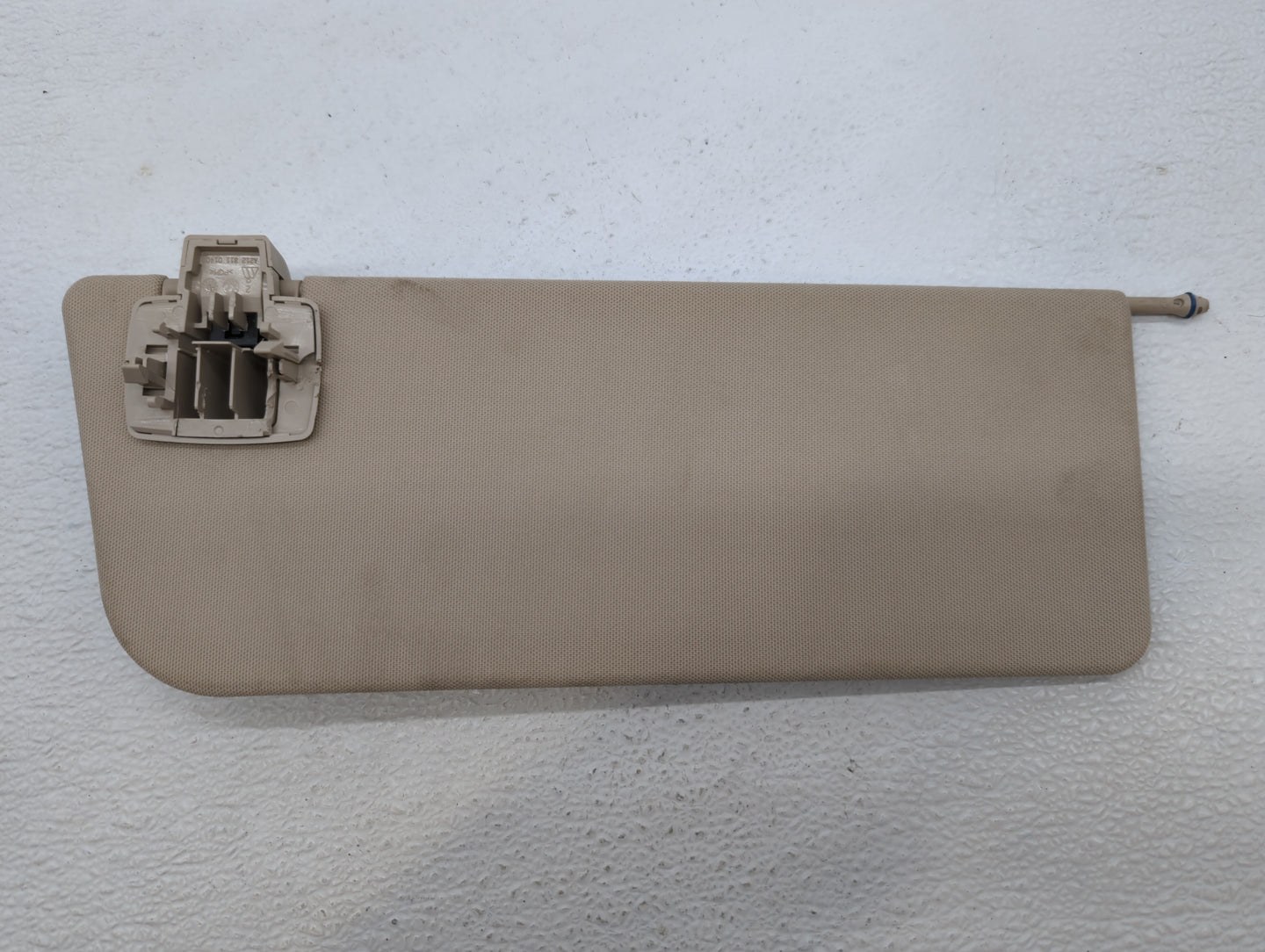 2014-2016 Mercedes-Benz E350 Sun Visor Replacement Passenger Right Mirror Fits 2014 2015 2016 OEM Used Auto Parts - Oemusedautoparts1.com