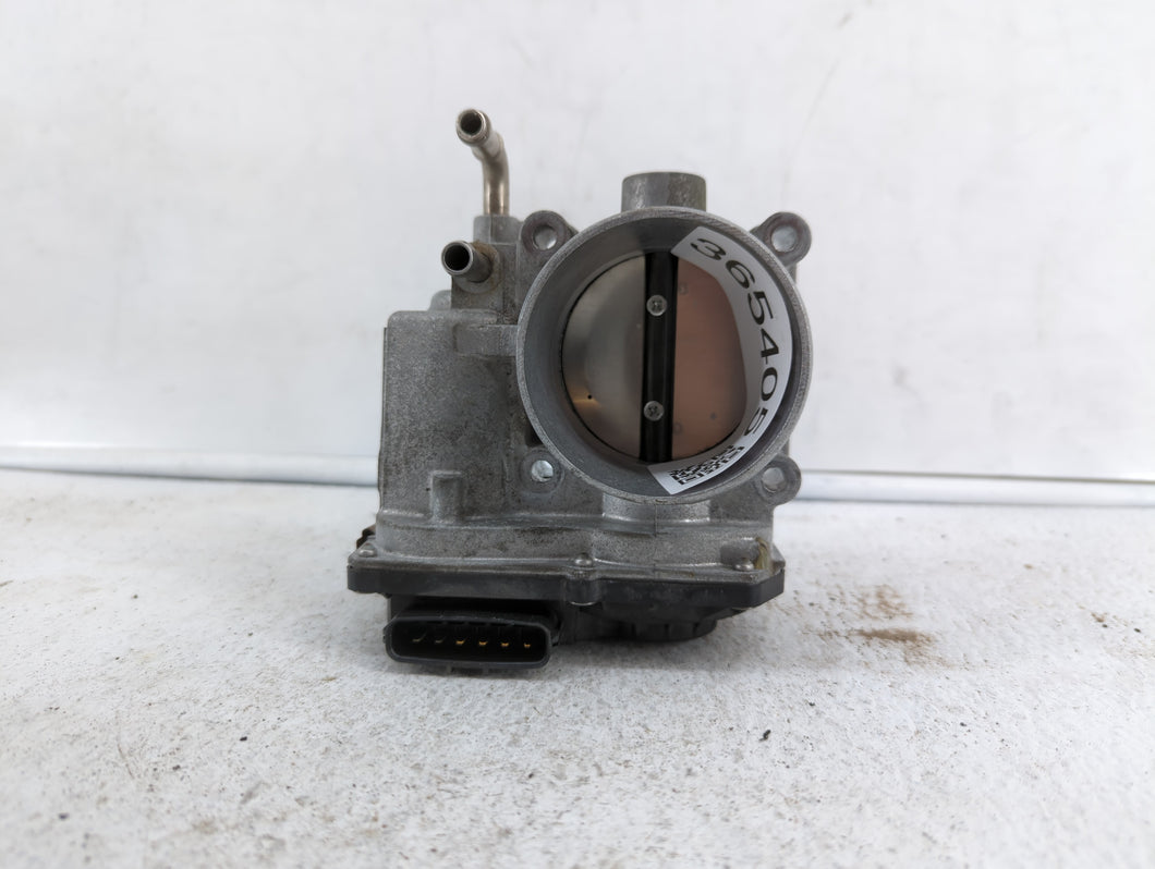 2013-2018 Nissan Altima Throttle Body P/N:3TA60-01 C 3TA60-01 B Fits 2013 2014 2015 2016 2017 2018 2019 OEM Used Auto Parts