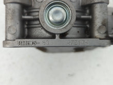 2017-2019 Infiniti Qx60 Throttle Body P/N:RME76-50 RME75-50 Fits 2016 2017 2018 2019 OEM Used Auto Parts