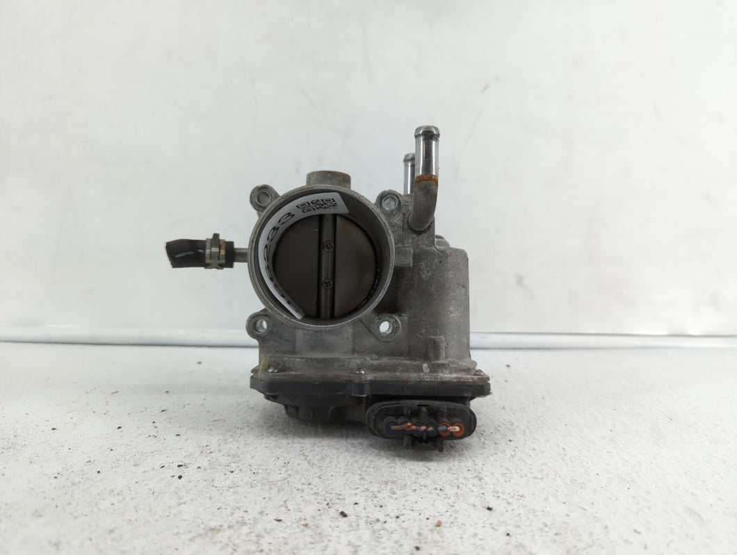 2012-2019 Hyundai Accent Throttle Body P/N:35100-2B300 Fits 2012 2013 2014 2015 2016 2017 2018 2019 OEM Used Auto Parts